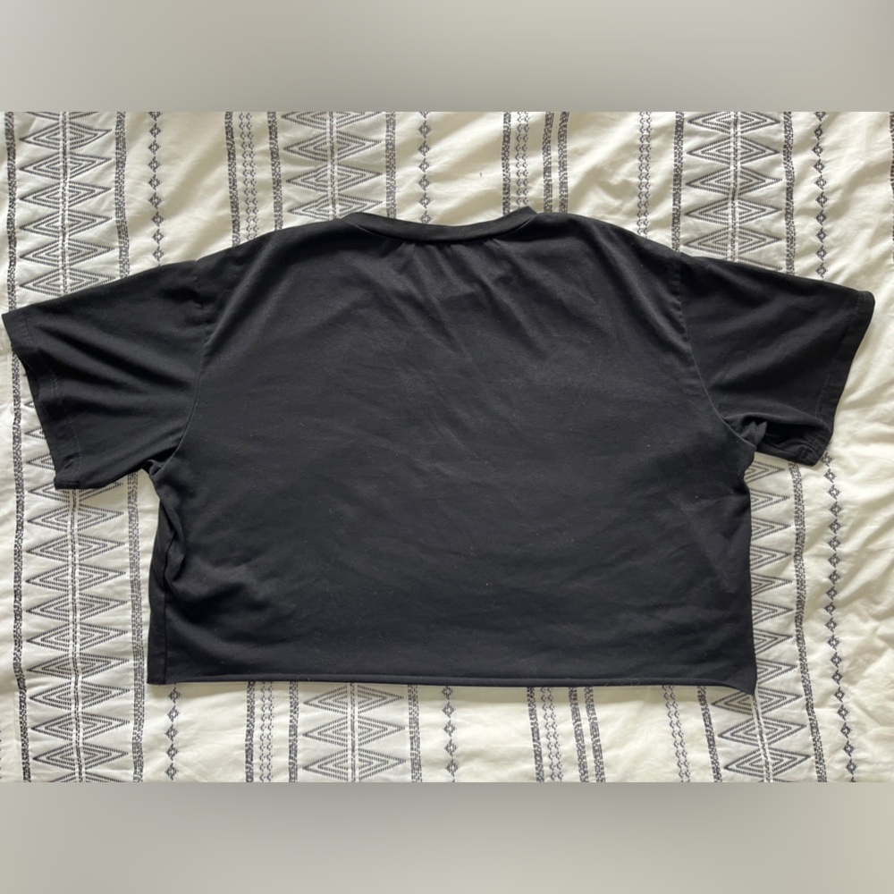 Brooklyn Cropped Tee - Picture 3 of 4